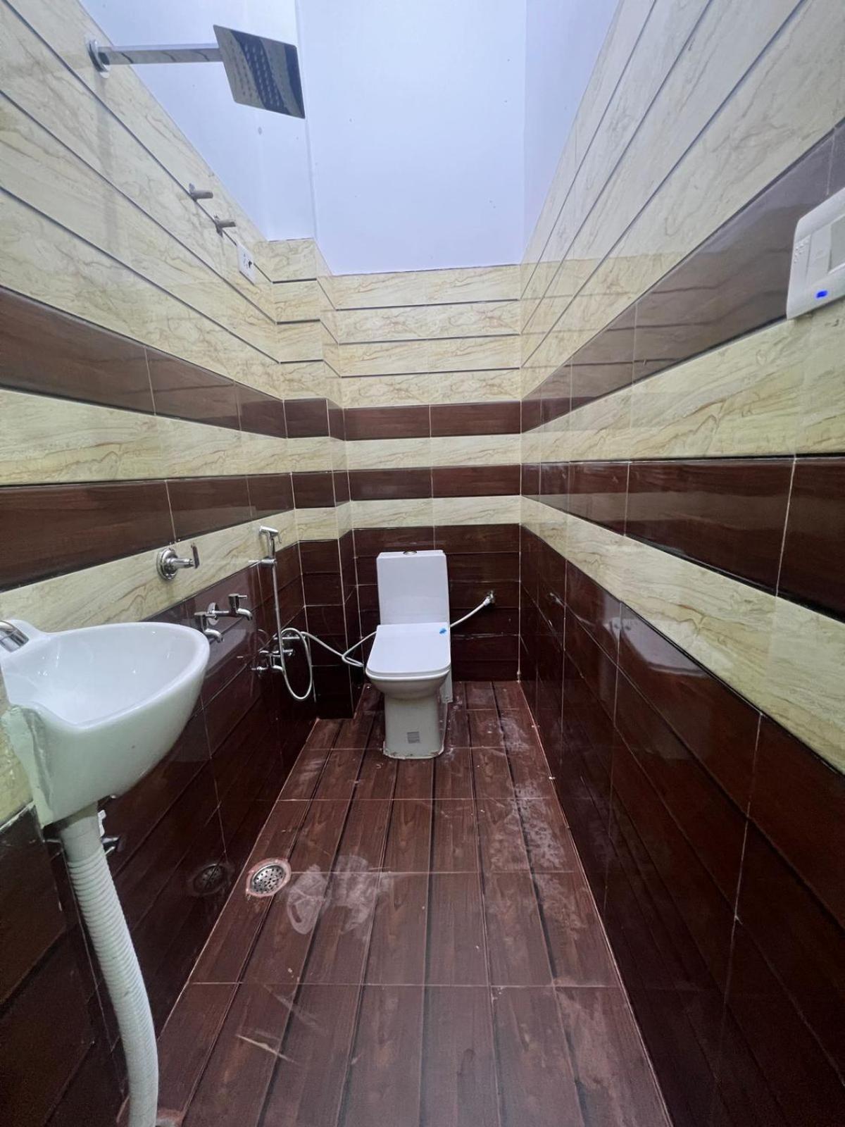 Hotel Vijay Palace Ayodhya 외부 사진